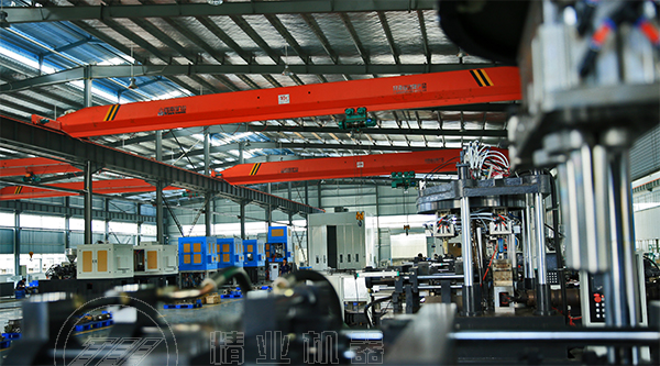 柳州市精業(yè)機器有限公司榮獲十佳吹塑獎